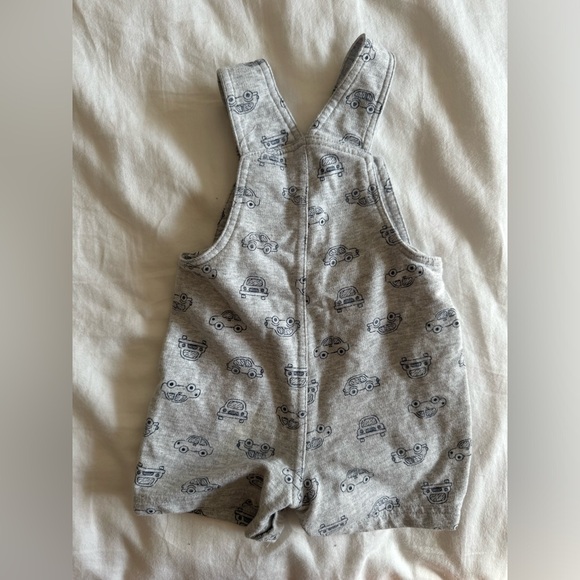 Grey Baby Boy Overalls with Cars + GAP Grey Shorts, size 6-12 months - Picture 7 of 7
